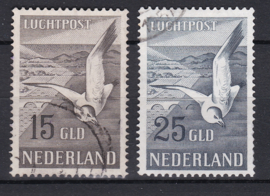 NVPH luchtpost 12 - 13 gebruikt, Cat waarde 250,-