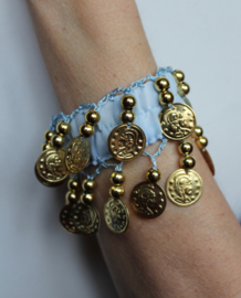 Muntjes armband LICHT BLAUW GOUD - Small Medium