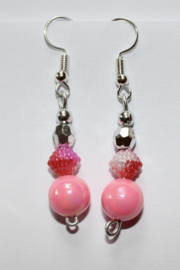Sweety oorbellen met ROZE ballonnetjes en aardbeitjes voor dames / meisjes