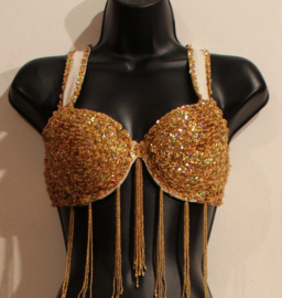 36-38 size - Bellydance costume  : 1-slit straight skirt, OFF WHITE, GOLDen flowers decorated + fully sequinned golden bra