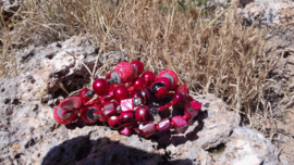 Spiral Beaded bracelet Ibiza fashion style SHADES OF RED, SILVER color - Bracelet spirale ROUGE ROSE