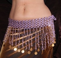 XL - Crocheted hipbelt for bellydance SOFT PURPLE LILAC, GOLD decorated- Ceinture franges pour la danse orientale, crochetée couleur LILA, sequins DORÉ