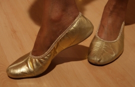 Buikdans schoentjes GOUD, lederen zool - Bellydance slippers / shoes GOLD, leather sole