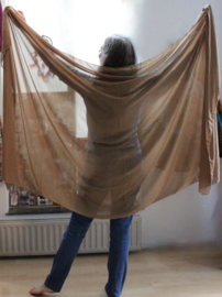 Rechthoekige chiffon sluier BEIGE LICHTBRUIN half doorzichtig, afgewerkt met GOUDdraad randje - 235 cm x 115 cm