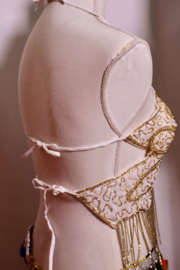 Glitter vlindertop WIT met GOUDEN kraaltjes versiering en kralenfranje - M, S, XS