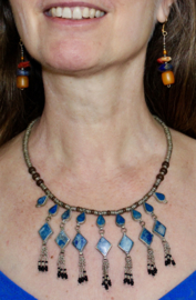 Tribal Fusion Kuchi Halssnoer zilverkleurige kralen, ruitvormige pendantjes, BLAUWE lapis lazuli stenen - TrH4