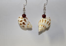 Lightweight Shell earrings - Boucles d'oreilles coquilles