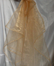 Sluier rechthoekig of halfrond, transparant organza LICHT GOUD  - 105 cm x 270 cm - Veil transparent rectangular organza LIGHT GOLD