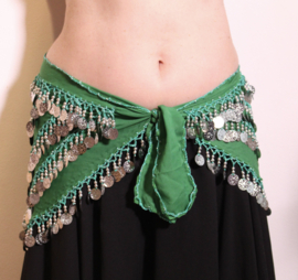 Muntjesgordel op  chiffon, GROEN met ZILVEREN kraaltjes en muntjes - G34 - Coinbelt chiffon GREEN with GOLDEN coins and beads