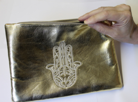 24 cm x 17 cm - GOLDEN Purse / Pouch hand of Fatima  -Étui DORÉ, main de Fathma