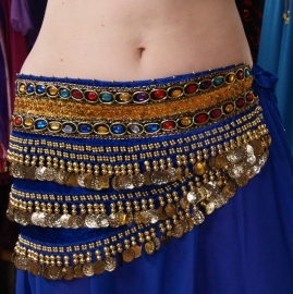 KONINGS BLAUWE Fluwelen buikdansgordel met 2 rijen gekleurde steentjes en GOUDEN munten - GS4g - ROYAL BLUE Velvet, GOLDEN coins hipbelt with multicolored stones