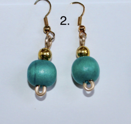 TURQUOISE GOLDEN Leightweight beaded earrings