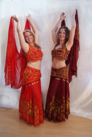 5-delig Indian Gypsy kostuum met borduursel ROOD, ZWART - BELLYWOOD