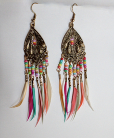 Lightweight oriental filigrane GOLDEN / SILVER colored earrings, subtle feathers fringe decorated