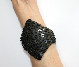 Pailletten en kralen armband ZWART - 22 cm omtrek