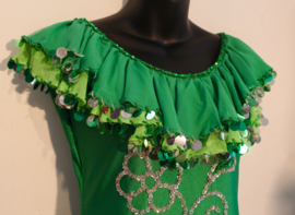 Asymetrische Melaya Leff jurk Iskanderia jurk GRAS GROEN, LIME GROEN, ZILVER met bloem motief - Small Medium