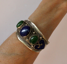 SILVER colored Kuchi bracelet, BLUE and GREEN stones en hearts decorated