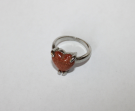 Hartjesring ZILVEREN ring met BRUINE goudsteen, subtiel glinsterend BRUIN hartje - diameter 16,8 mm, ringmaat 53