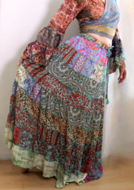 Zijden gipsy strokenrok BLAUW GROEN Fluo ROZE en AQUA tinten met GOUD opdruk - one size fits XS, S, M