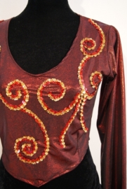 Glimtopje donkerrood met lange mouwen, versierd met gouden pailletten - one size fits S, M, L