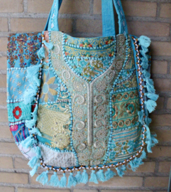 Patchwork Banjara Boho India hippie tas tote bag TURQUOISE7 rijk GOUDgeborduurd met kwastjes, kraaltjes en glitter