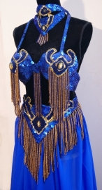 K4 - 5-piece fully sequinned bellydance costume ROYAL BLUE GOLD "Pharao"