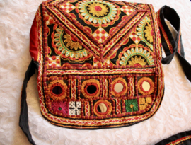 Party purse - cm x 19 cm x 6 cm - One of a kind  Bohemian hippy chick purse, cross body bag, multicolor patchwork, embroidery and MIRRORS decorated, Gujarati Banjari Kuchi handycraft