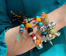 one size - Elastic big beads bracelet to "touch and listen nr1" -Bracelet "Son et toucher" aux perles différents