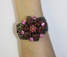 Strass metal frame bracelet  "Flower 3" RED PINK SILVER diamanté - Bracelet étincelant ROUGE ROSE ARGENTÉ en forme  fleur, décoré richement de strass diamanté