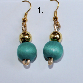 TURQUOISE GOLDEN Leightweight beaded earrings