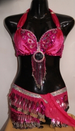 Size 34 / 36 -  Fully sequinned and beaded bra FUCHSIA BRIGHT PINK SILVER with ring and satin decoration