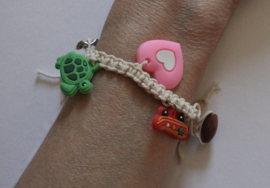 Macrame girls or children charm bracelet, heart, skateboard and turtle decorated