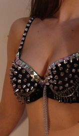 75-80 AB B - Sequinned bra BLACK SILVER decorated with beads and studs - Soutien-gorge danse orientale / burlesque party NOIR ARGENTÉ