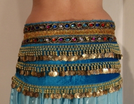 GS5g - TURQUOISE BLUE Velvet, GOLDEN coins hipbelt with multicolored stones - Ceinture de danse orientale dotée de perles multicolores et sequins dorés.