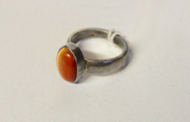 ZILVEREN ring met ORANJE Kattenoog  - maat 57-58 size