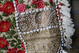 Patchwork Banjara Boho India hippie tas tote bag WIT11 GOUD ORANJE parels bloemen met kwastjes en kraaltjes