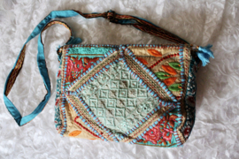 Unieke Boho hippie chic handtas patchwork borduursel kwastjes rits drukknoop TURQUOISE1 GROEN GOUD  ORANJE - 23 cm x 13 cm x 6cm