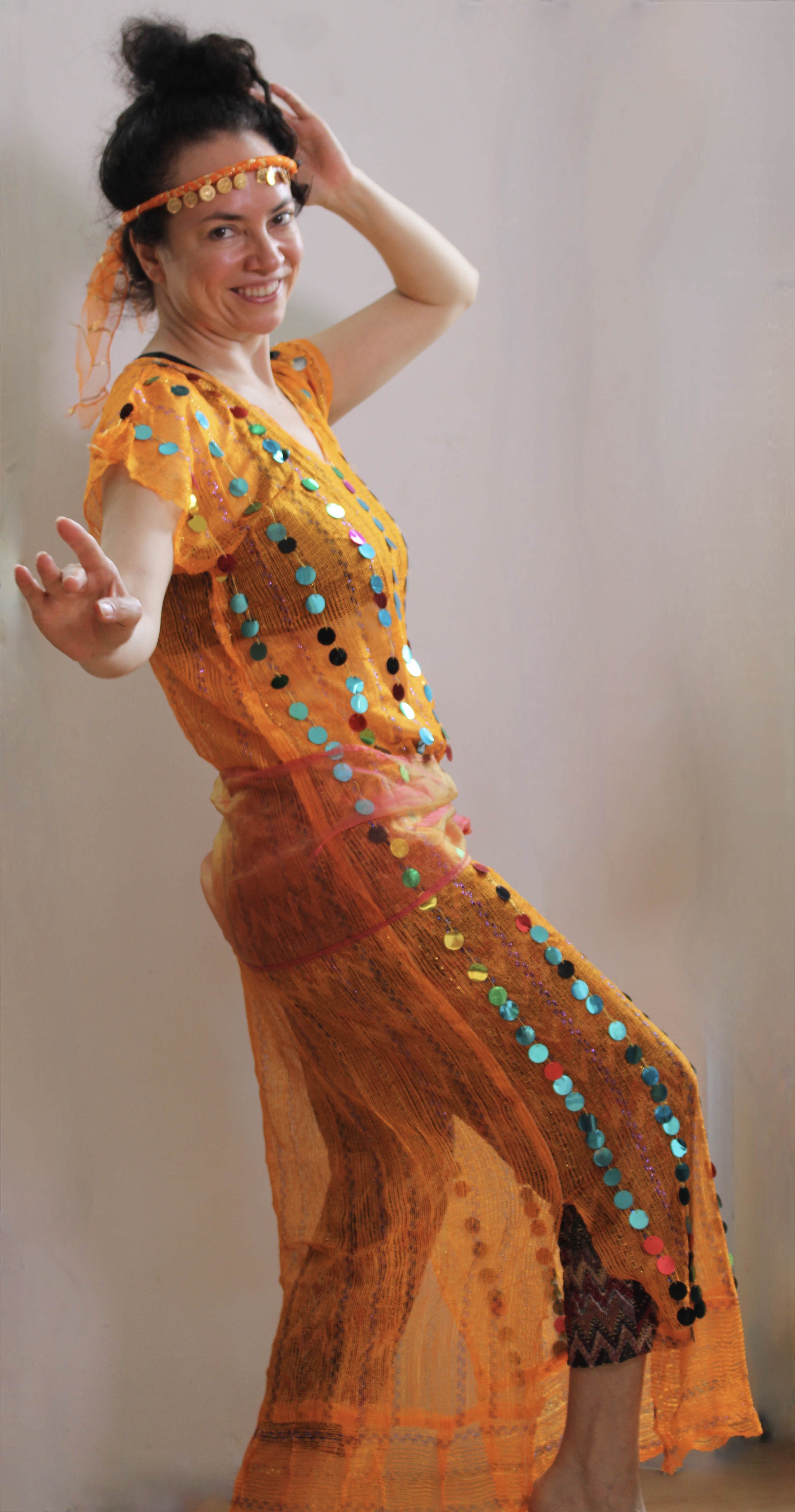 3-delig Cleopatra ensemble : transparante netjurk/tuniek oranje-GEEL + bijpassend heupsjaaltje + hoofdbandje met muntjes - S/M , Large