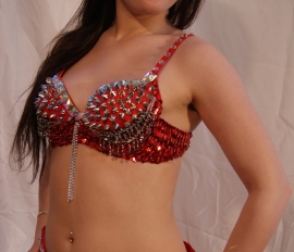 75/80 AB B, 75C - Sequinned bra Tribalicious red silver decorated with beads and studs