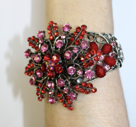 Strass hinge bracelet  "Star Flower 2" RED PINK SILVER diamanté - Bracelet étincelant en forme d'étoile / fleur ROUGE ROSE ARGENTÉ, décoré richement de strass diamanté