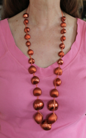 REDDISH BROWN / ORANGE beaded Necklace, shiny and matte pearls