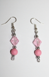 Leightweight subtle PINK SILVER earrings with lantern bead