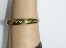 GOUD kleurige armband -  6,7 cm diameter bangles