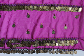 Tr13 - Tribal fusion fantasy hipbelt PURPLE, GOLD colored  coins decorated - Foulard MAUVE pour la danse orientale et tribale aux sequins et perles dorés, modèle  rectangle