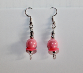 Sweety oorbellen, ZILVERkleur met ROZE balonnetjes en FLUO ROZE versiering meisjes / dames