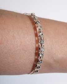 Open armband met Strass steentjes ZILVER kleurig - one size adaptable