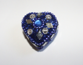 Glitter gift box heart, glitter, beads and mirrors decorated - 3,8 cm