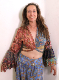 MULTICOLOR zijden wikkeltopje nr3 met ruches aan de mouwen en GOUD opdruk, India dessin - one size fits XS, S, M, L, XL