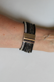 ZWART ZILVER STRASS DIAMANT Armband met magneetsluiting, bestaande uit 7 verschillende armbandjes  -one size