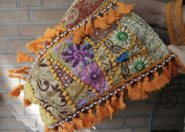Tote Bag Banjari Indian Bohemian Hippy Bag OCHER ORANGE MULTICOLORED with tassels and beads - Sac Bohémien Banjari Indien ORANGE MULTICOLORE unique